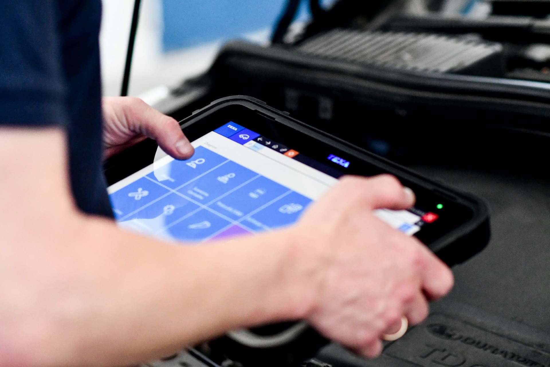 Diagnostic électronique véhicule